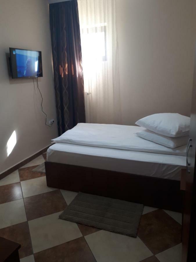 Victoria 1 Apartman Campina Kültér fotó