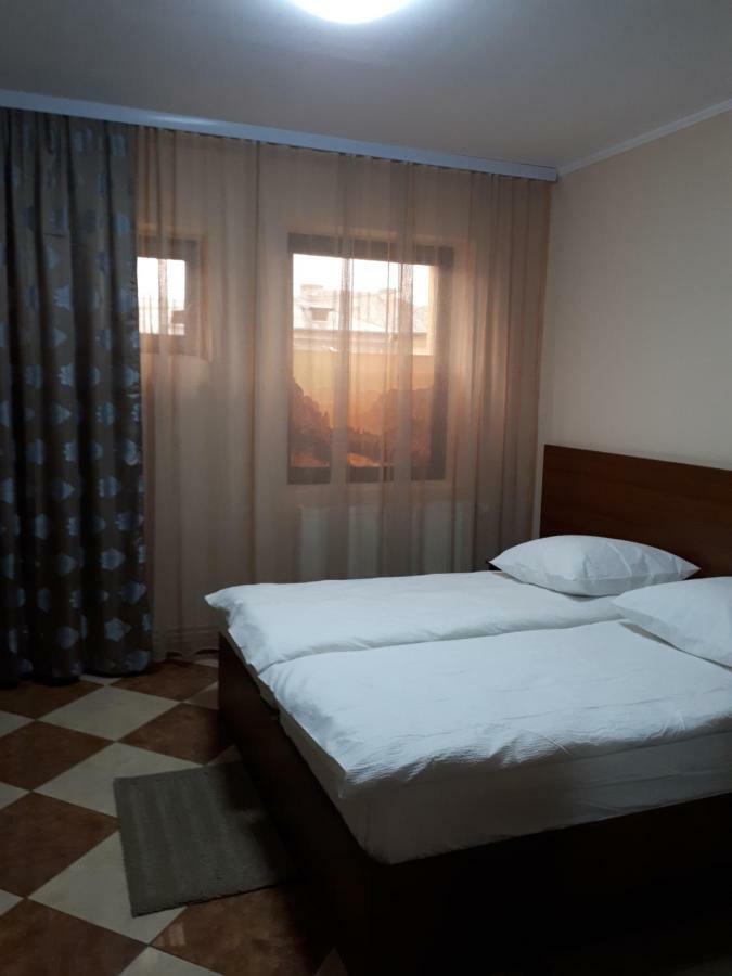 Victoria 1 Apartman Campina Kültér fotó