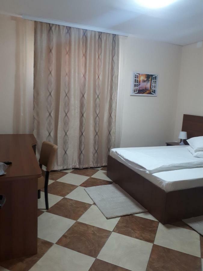 Victoria 1 Apartman Campina Kültér fotó