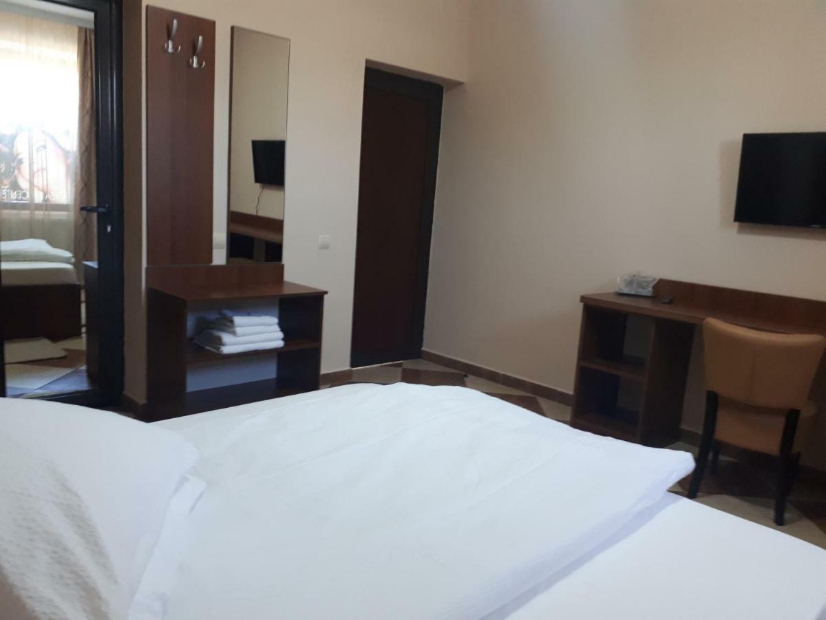 Victoria 1 Apartman Campina Kültér fotó