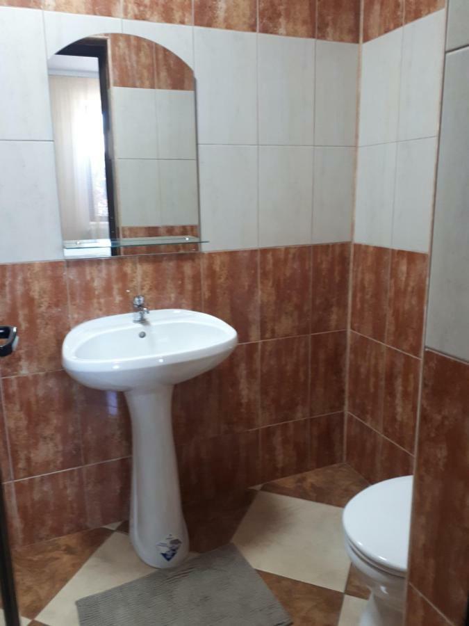 Victoria 1 Apartman Campina Kültér fotó